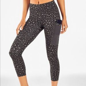 Fabletics Powerhold Mila Capri